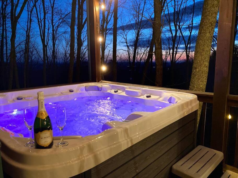 Mtn Cabin Sleeps 10 - 5 Mins To Fishing & Camping Ellijay Exterior foto
