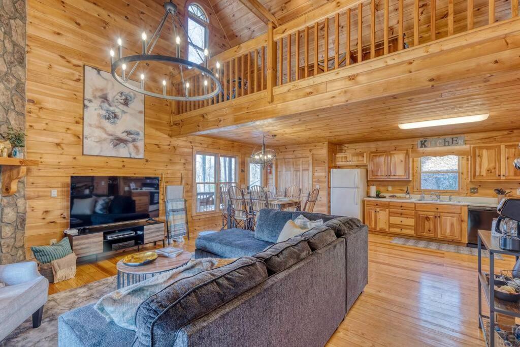 Mtn Cabin Sleeps 10 - 5 Mins To Fishing & Camping Ellijay Exterior foto